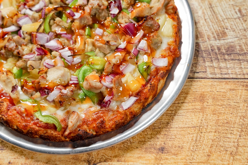 Butter Chicken Pizza